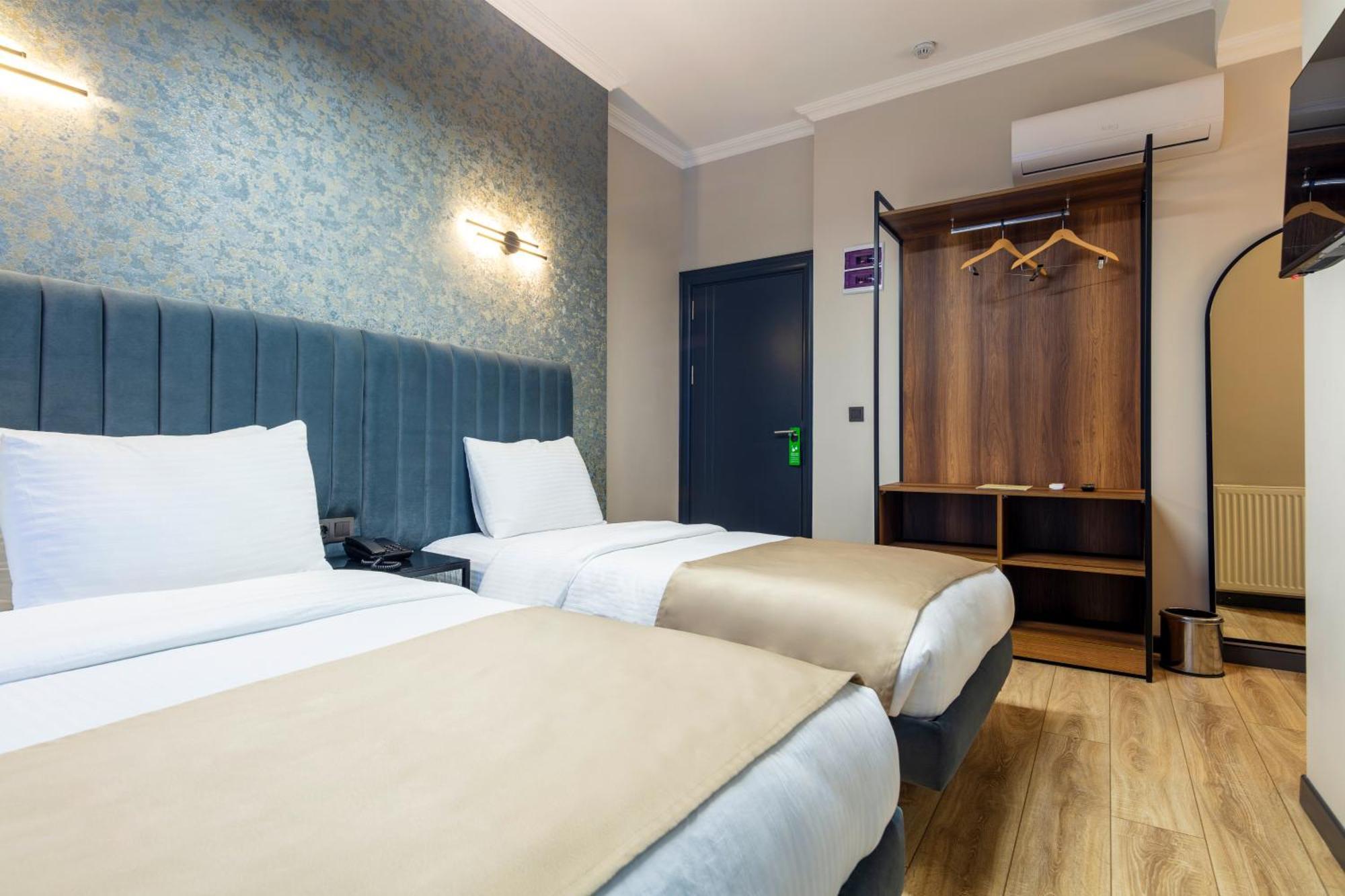 Lenora Airport & Istanbul Airport Отель 3*